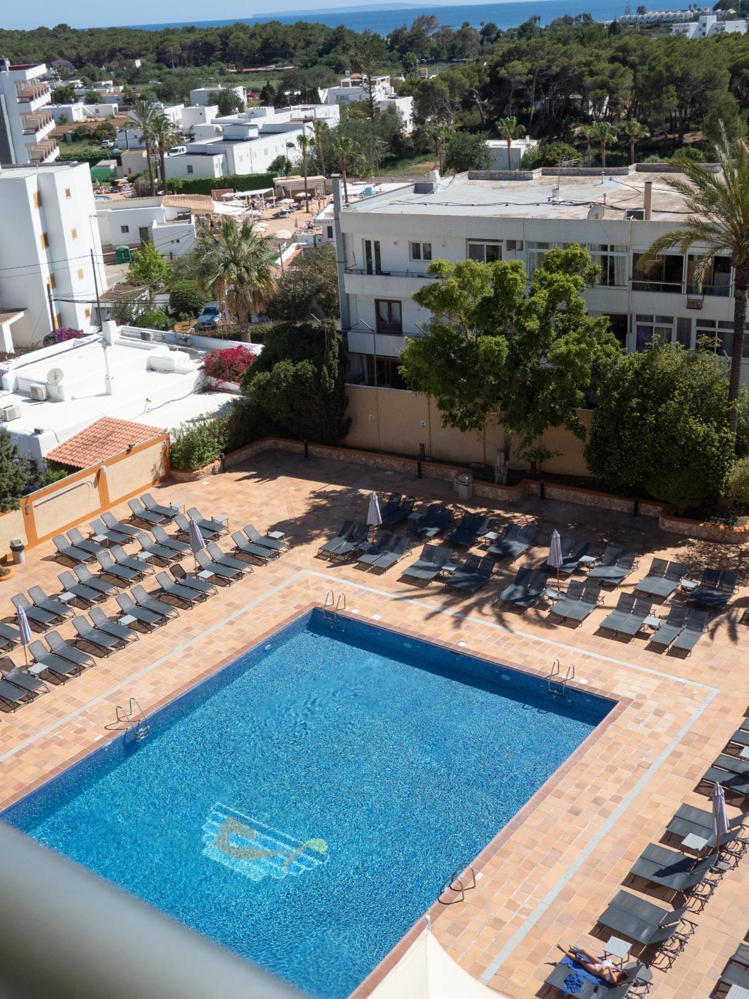 Aparthotel Moon Dreams Atlantic Es Canar  Exterior photo